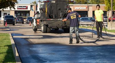 Asphalt Sealcoating